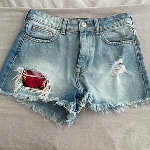 Short jeans brad bershka size 02